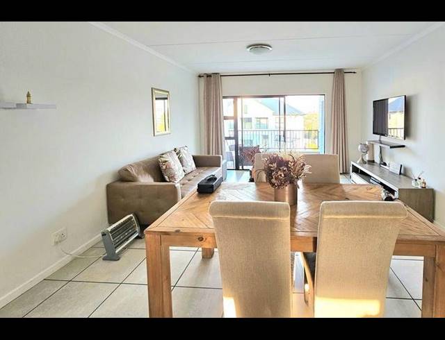 2 BEDROOM APARTMENT FOR SALE IN PETERVALE